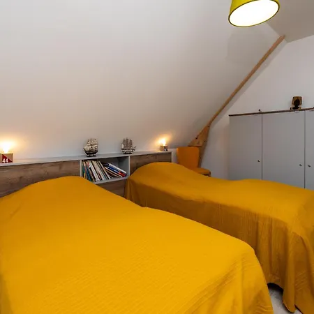 Holiday home Maison Bord De