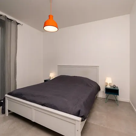 Maison Bord De
